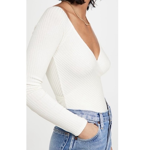 Reformation Minnie Off the Shoulder Top in Ivory - Picture 2 of 7